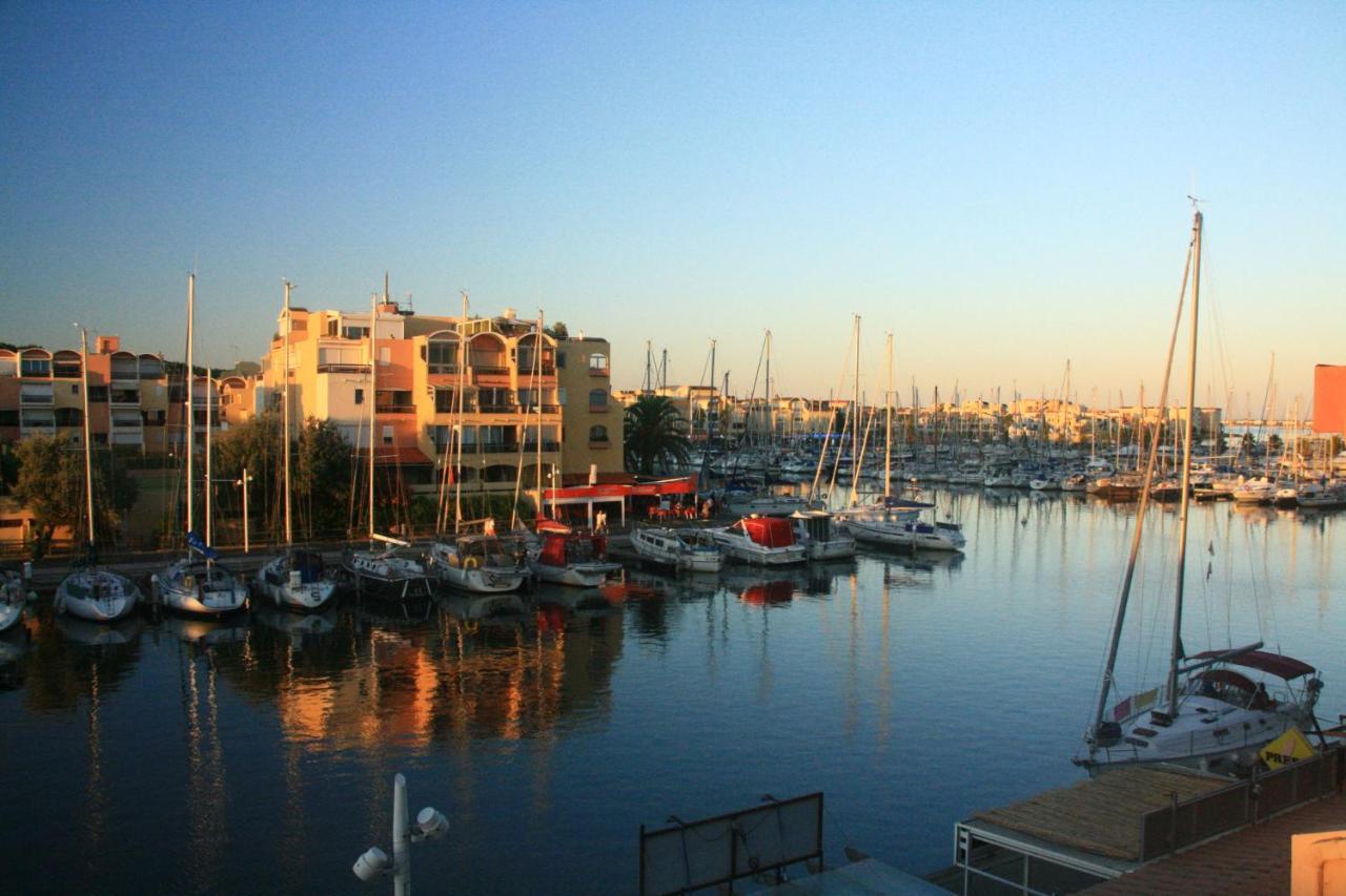 Charmant Studio Port De Gruissan Exterior photo